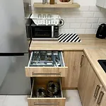 Apartstars Powstancow #17
