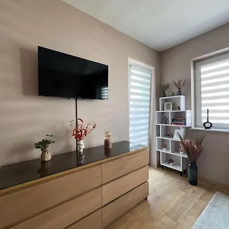 Апартаменты Apartstars Powstancow #17 Жешув