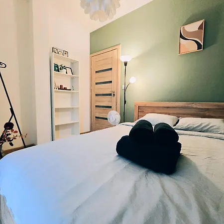 Apartstars Powstancow #17 Daire Rzeszow