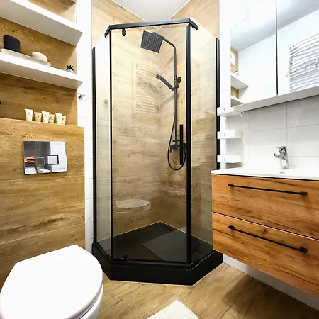 Apartstars Powstancow #17 Appartamento