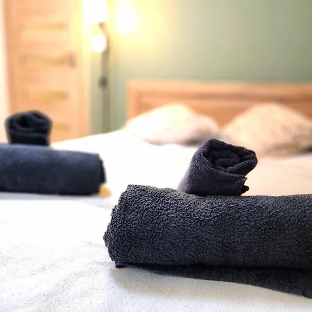 Apartstars Powstancow #17 Daire