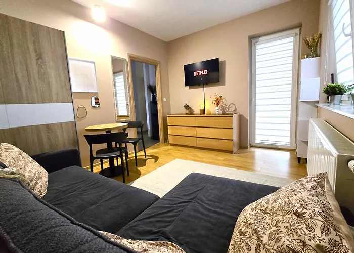 Apartstars Powstancow #17 Rzeszów